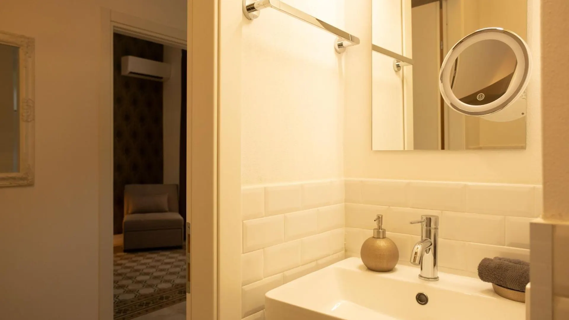 Il Sipario Luxury Apartments Palermo 0*,  Italia